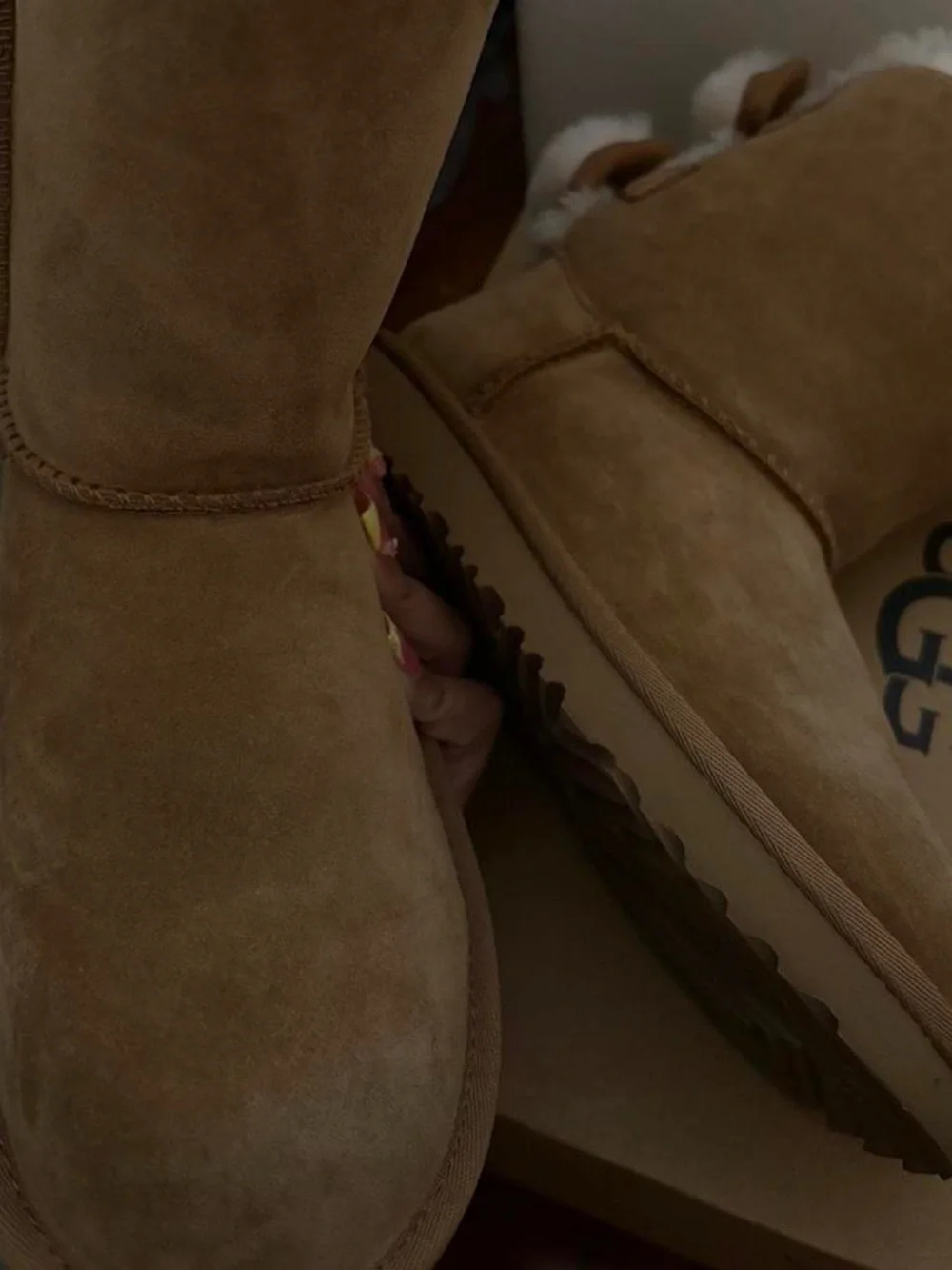 UGG Bailey Bow Snugscape Boots in Chestnut